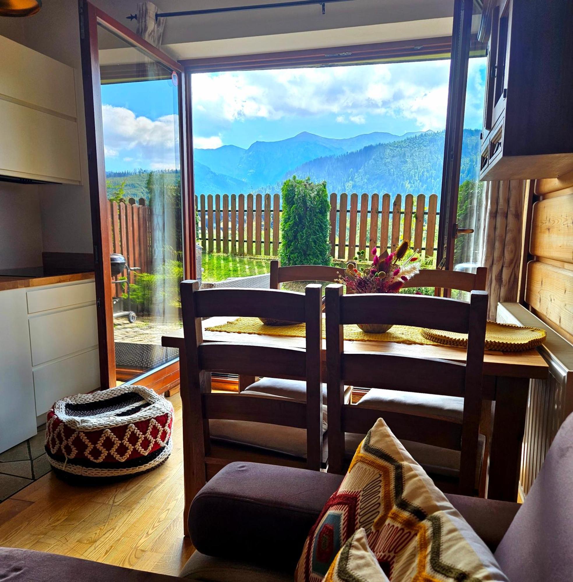 Apartament Z Widokiem Na Gory - Split Ac, Private Terrace, Private Parking 코스실리스코 외부 사진